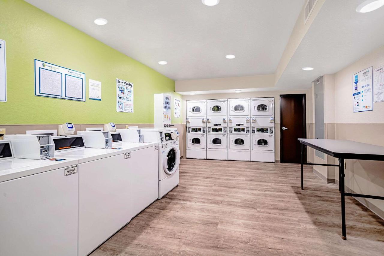 Woodspring Suites Naples Golden Gate ภายนอก รูปภาพ